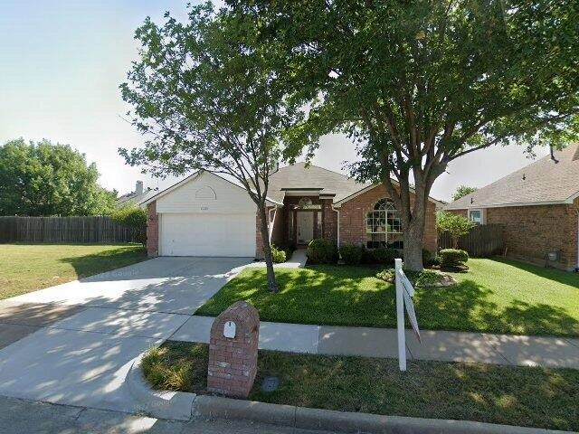 House image located at Arlington, TX 76017