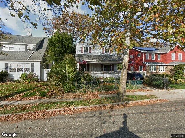 House image located at Oceanside, NY 11572