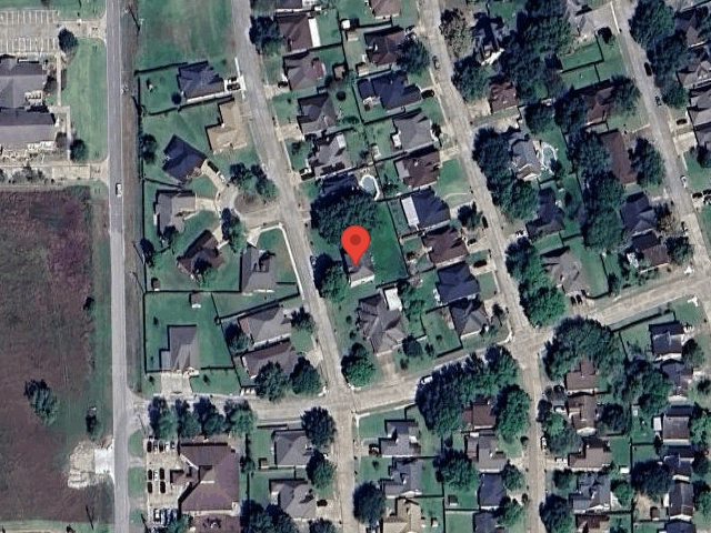 House image located at Angleton, TX 77515