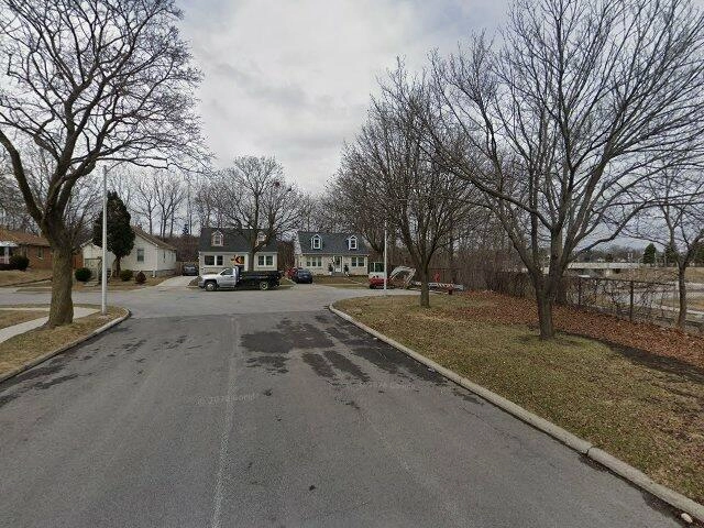 House image located at Aurora, IL 60505