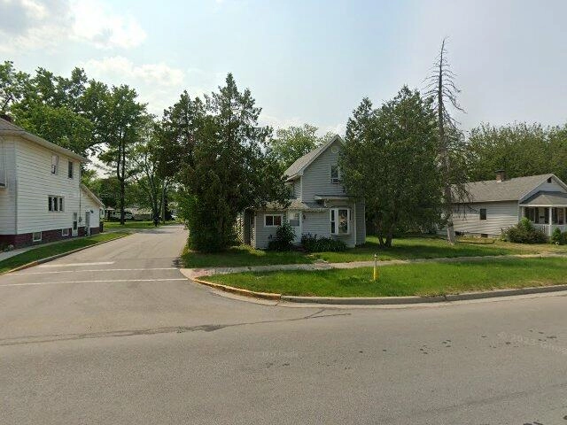 House image located at Nappanee, IN 46550