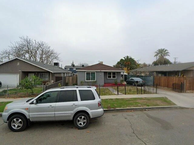 House image located at Fresno, CA 93706