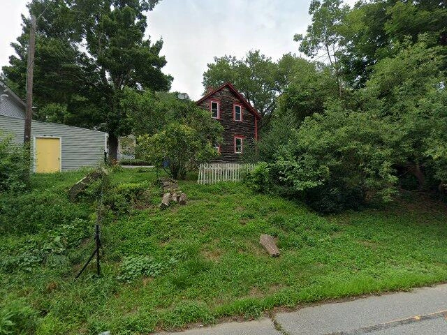 House image located at Moosup, CT 06354