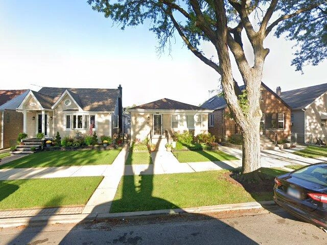 House image located at Chicago, IL 60634