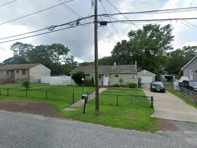 House image located at Riverhead, NY 11901