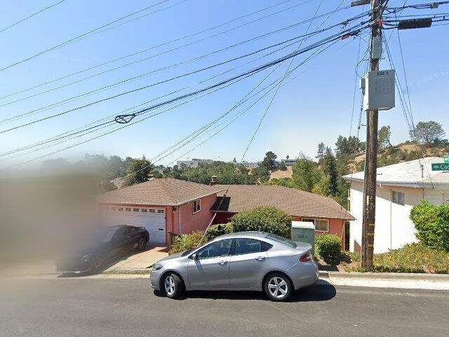House image located at Oakland, CA 94605