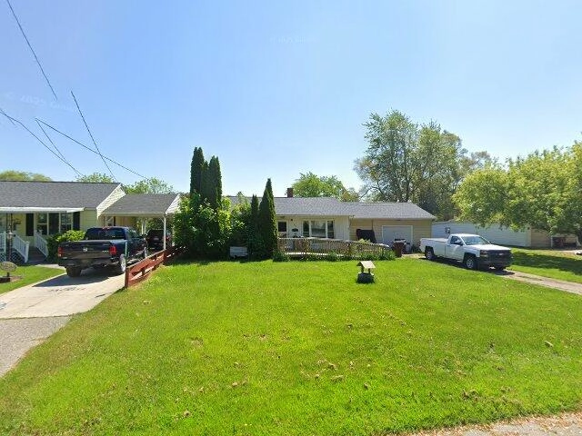 House image located at Ithaca, MI 48847