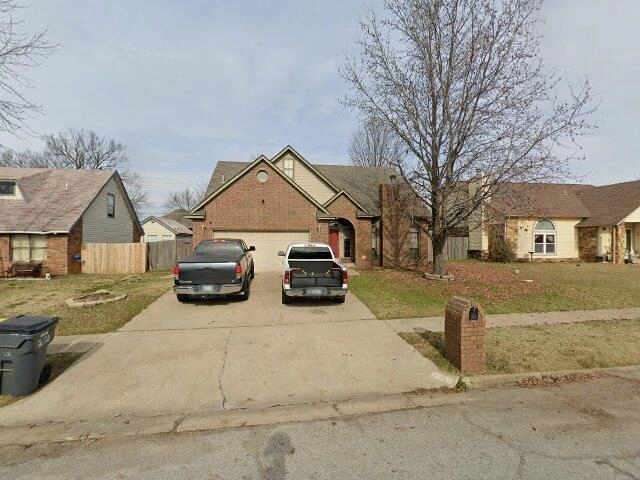 House image located at Glenpool, OK 74033