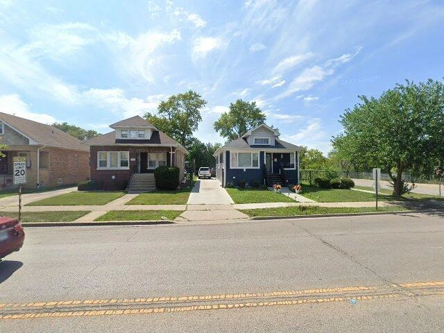 House image located at Maywood, IL 60153