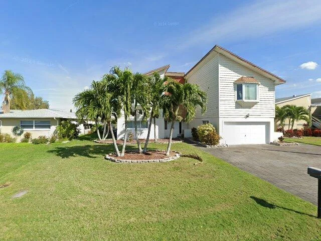House image located at Saint Petersburg, FL 33706