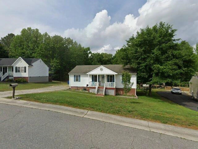 House image located at Petersburg, VA 23803