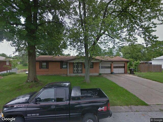 House image located at Godfrey, IL 62035