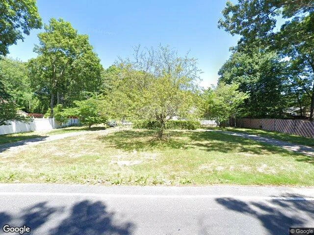 House image located at Shirley, NY 11967