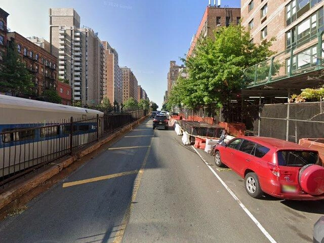 House image located at Bridgeport, CT 06604