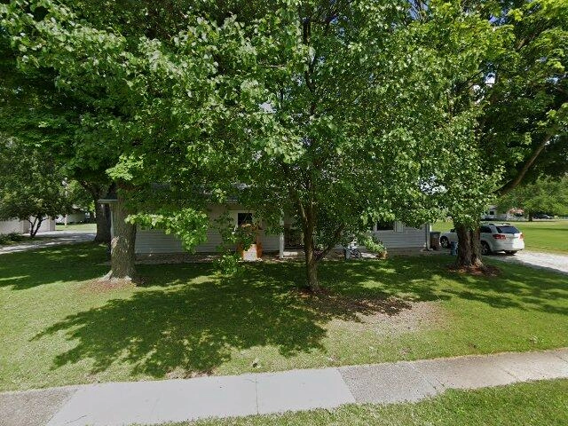 House image located at Carlinville, IL 62626