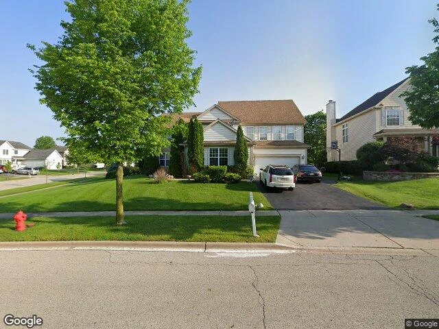 House image located at Algonquin, IL 60102