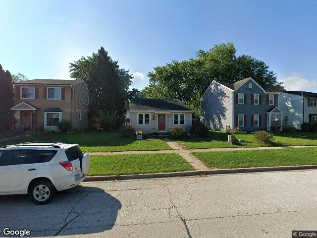 House image located at Geneva, IL 60134