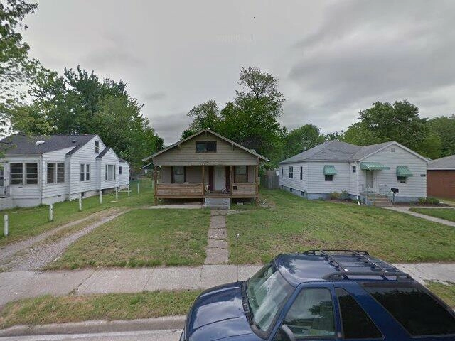 House image located at Wood River, IL 62095