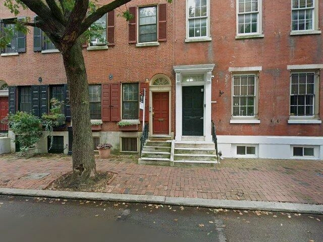 House image located at Mount Shasta, CA 96067