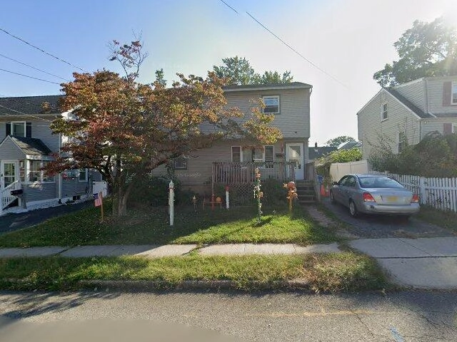 House image located at Woodbridge, NJ 07095