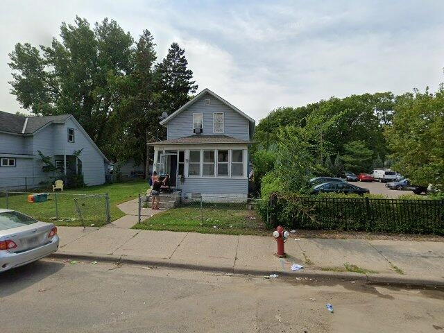 House image located at Minneapolis, MN 55404