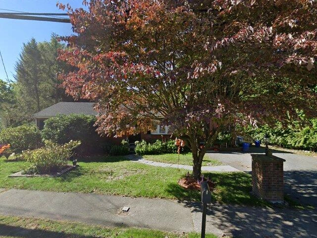 House image located at Stoughton, MA 02072