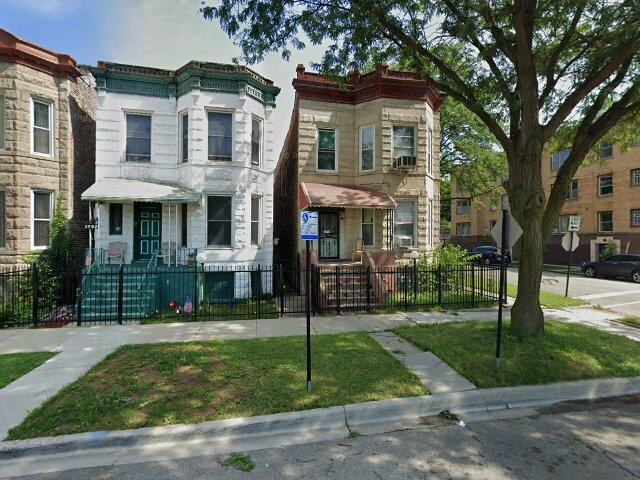 House image located at Chicago, IL 60624