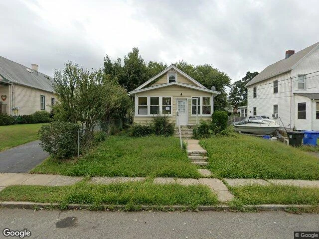 House image located at Woodbridge, NJ 07095