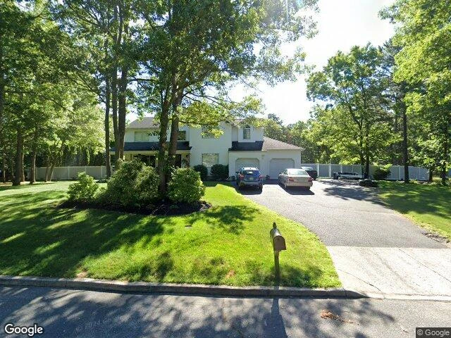 House image located at Manorville, NY 11949