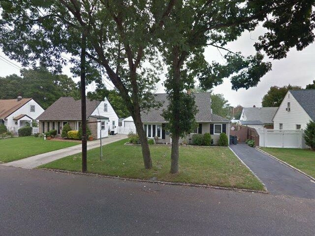 House image located at North Babylon, NY 11703