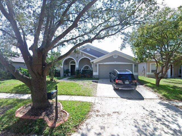 House image located at Valrico, FL 33596