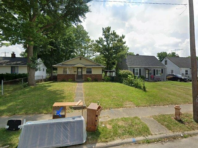 House image located at Columbus, OH 43211