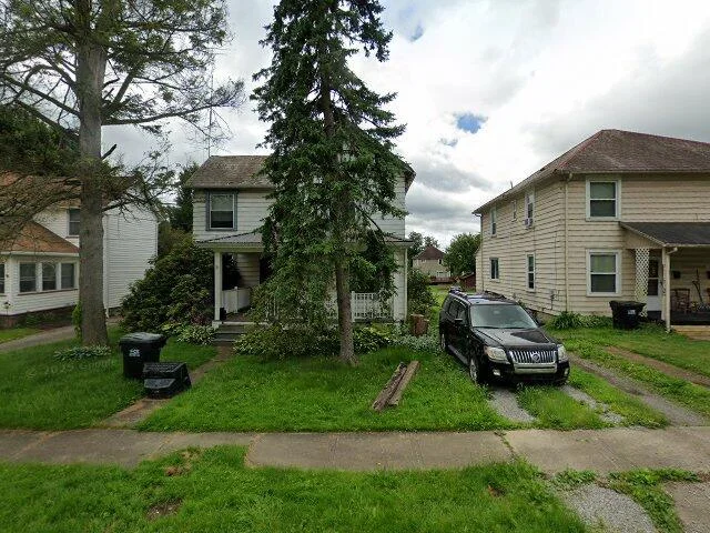 House image located at East Palestine, OH 44413