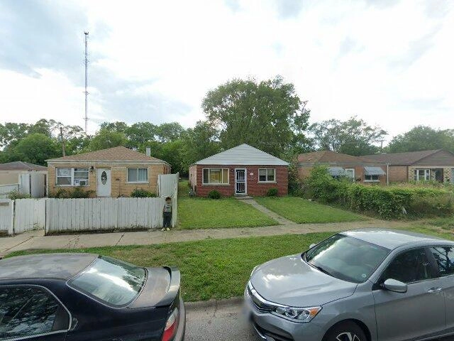 House image located at Harvey, IL 60426
