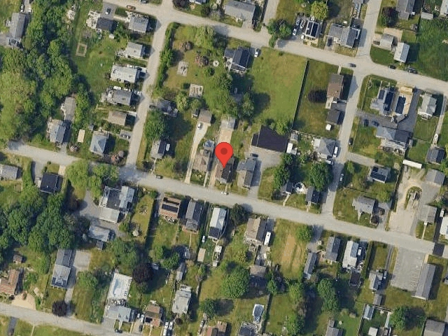 House image located at Tiverton, RI 02878