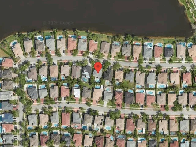 House image located at Hollywood, FL 33027