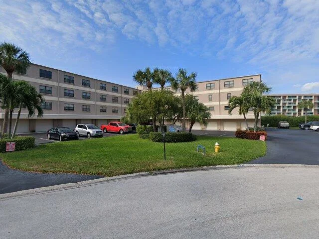 House image located at Saint Petersburg, FL 33706