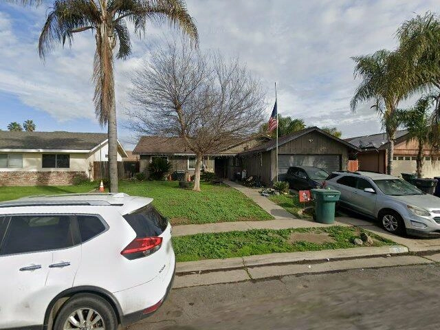 House image located at Tulare, CA 93274