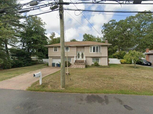 House image located at West Babylon, NY 11704