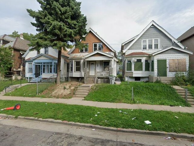 House image located at Philadelphia, PA 19132