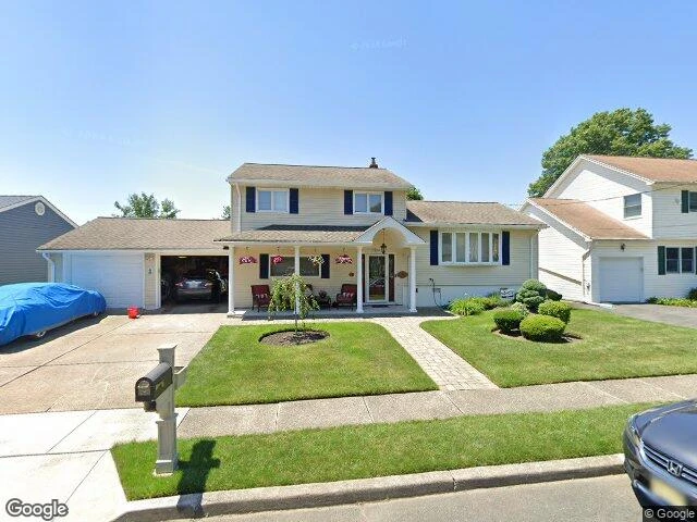 House image located at Totowa, NJ 07512