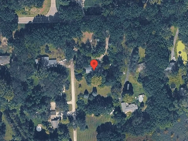 House image located at Howell, MI 48843