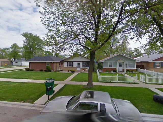 House image located at Burbank, IL 60459