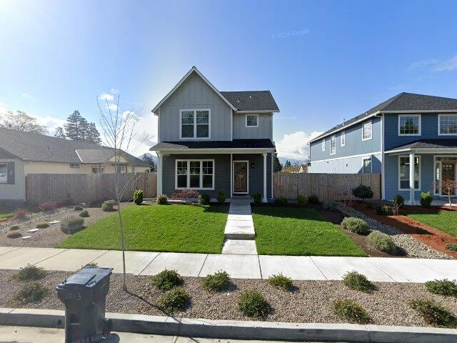 House image located at Grants Pass, OR 97526