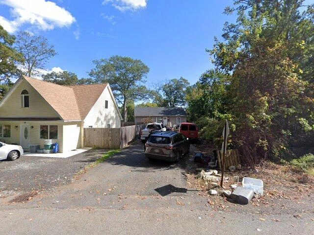 House image located at Lake Peekskill, NY 10537