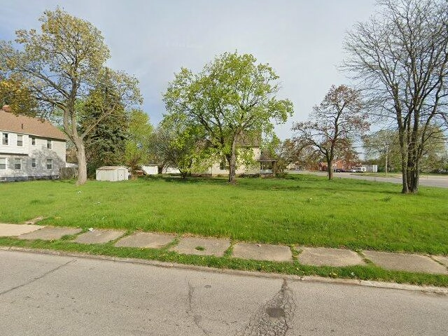 House image located at Cleveland, OH 44125