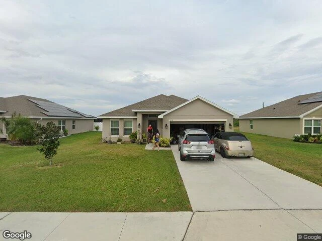 House image located at Dundee, FL 33838