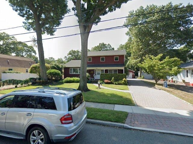 House image located at West Hempstead, NY 11552