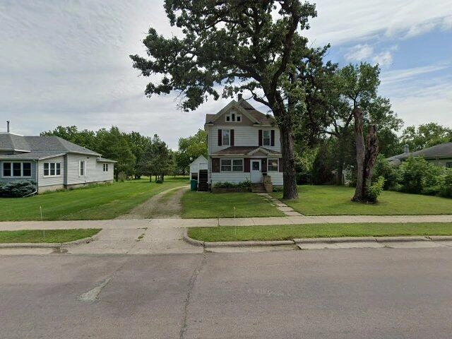 House image located at Waseca, MN 56093