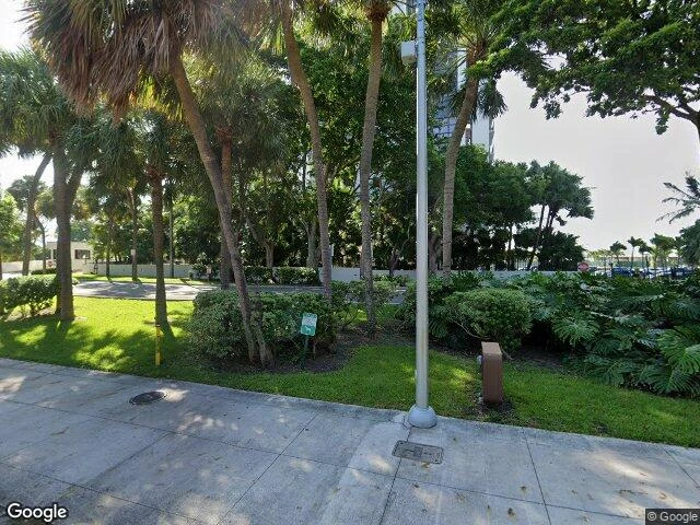 House image located at Miami, FL 33129